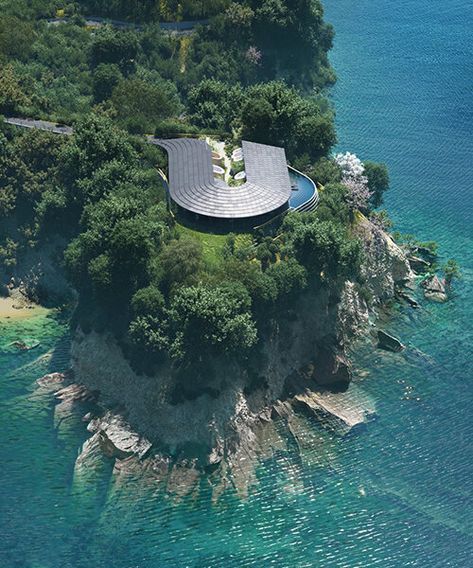 Japanese Island, Traditional Japanese Architecture, Japanese Bath, Sou Fujimoto, Ishigaki, Bjarke Ingels, Japanese Architect, Japanese Landscape, Remote Island