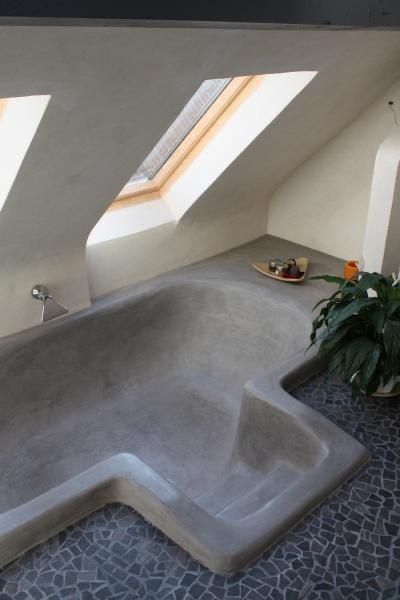 Natural Building, Earthship Home, Cob House, Earth Homes, Hus Inspiration, Earthship, Dream Bathrooms, Dream House Decor, Design Case