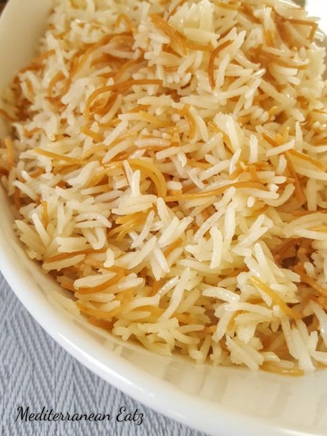 Lebanese Rice Pilaf, Rice Pilaf With Vermicelli, Vermicelli Rice Recipes, Iftar Dishes, Rice With Vermicelli, Lebanese Rice Recipe, Recipe Lebanese, Lebanese Rice, Mediterranean Rice