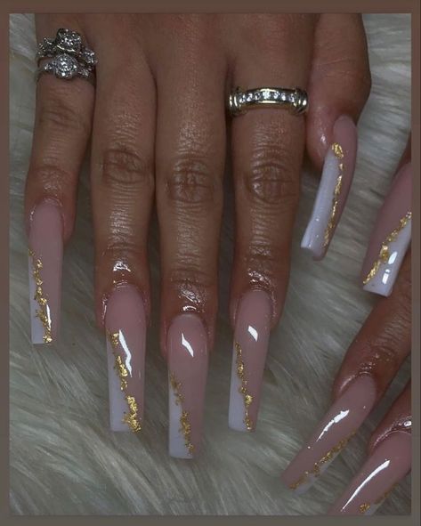 Summer Nail Art, White Gold Acrylic Nails, At Home Nail Art, Acrylic Nails Nude, Gold Acrylic Nails, Long Acrylic Nail Designs, Drip Nails, White Acrylic Nails, Makijaż Smokey Eye