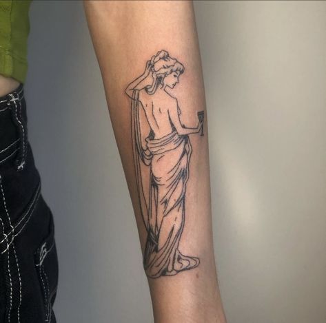 Roman Tattoo Women, Greek Women Statues Tattoo, Statue Woman Tattoo, Greek Statue Tattoo Woman, Persephone Statue Tattoo, Tattoo Greek Goddess, Women Statue Tattoo, Feminine Greek Tattoo, Greek Woman Statue Tattoo