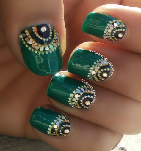 Nail Art For Diwali Festival, Deepavali Nail Design, Navratri Special Nail Art Designs, Garba Nails, Navratri Nail Art, Diwali Nail Art, Navratri Nails, Diwali Nails, Mandala Nails