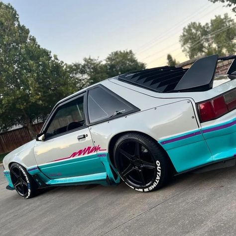 Ford Fox Body Mustang, Cyberpunk Kitsune, Offroad Outlaws, Ford Fox, Mustang Tuning, Mustang Svo, Foxbody Mustang, Car Mustang, Old School Muscle Cars