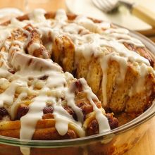 Recipe: Pizitz Rum Cake and Rum Syrup (Homewood Bakery) - Recipelink.com Cheese Danish Recipe, Cream Cheese Danish, Pillsbury Recipes, Cheese Danish, Harvest Recipes, Danish Food, French Toast Bake, Weekend Breakfast, Cinnamon Rolls Recipe