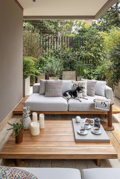 Sofa Area Externa, Sofa Area, Indoor Gardens, Outdoor Sectional Sofa, Backyard Patio, Outdoor Spaces, Balcony, Outdoor Furniture Sets, Bedroom Decor