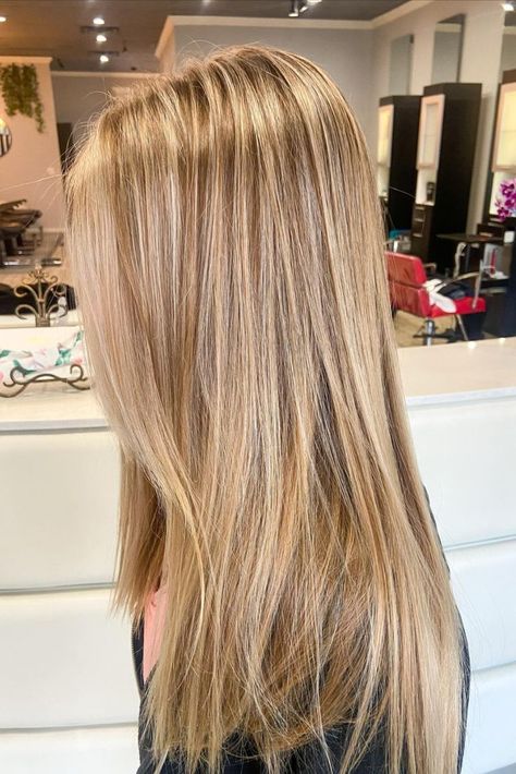 Bright Blonde Highlights, Warm Blonde Hair, Blonde Hair Goals, Perfect Blonde Hair, Summer Blonde Hair, Blonde Hair Transformations, Brunette Hair With Highlights, Dyed Blonde Hair, Light Blonde Hair