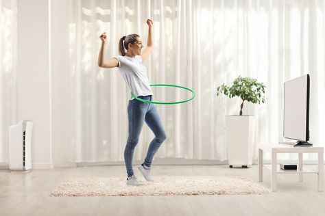 Get Fit At Home: 9 Hula Hoop Workouts for Weight Loss Weighted Hula Hoop, Get Fit At Home, Hula Hoop Dance, Hula Hoop Workout, Great Ab Workouts, Fit At Home, 20 Minute Workout, Dance Cardio, Lose Inches