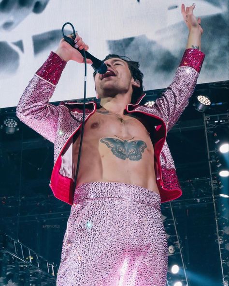 Harry Birthday, Harry Styles Tour, Best Night Of My Life, Harry Styles Live, Harry Styles Wallpaper, Harry Styles Pictures, Harry Styles Photos, Mr Style, Harry Styles Love On Tour