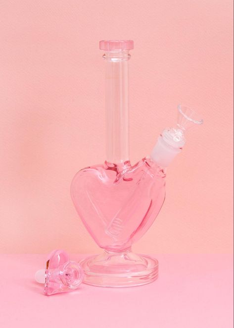 Cute Bong, Canna Style, Heart Bowl, Spark Up, Bongos, Glass Bong, Puff And Pass, People Online, Mid Size