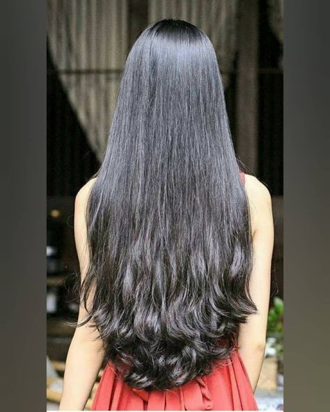 Long Hair Page (@kshatriy_boy25) • Instagram photos and videos Haircuts For Long Hair Straight, Haircuts For Long Hair With Layers, Long Shiny Hair, Long Indian Hair, Easy Hairstyles For Thick Hair, Layered Haircuts For Medium Hair, Long Silky Hair, Haircuts For Medium Hair, Hair Up Styles