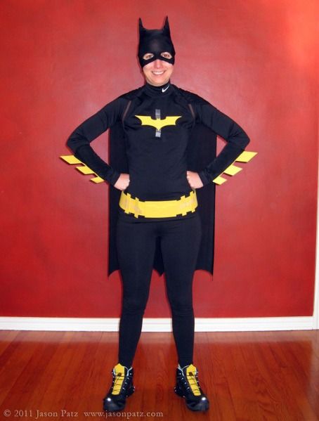 Batgirl Costume Diy, Batwoman Costume, Diy Girls Costumes, Star Wars Costumes Diy, Green Lantern Costume, Lantern Costume, Diy Superhero Costume, Batman Costume Diy, Boys Halloween Costumes Diy