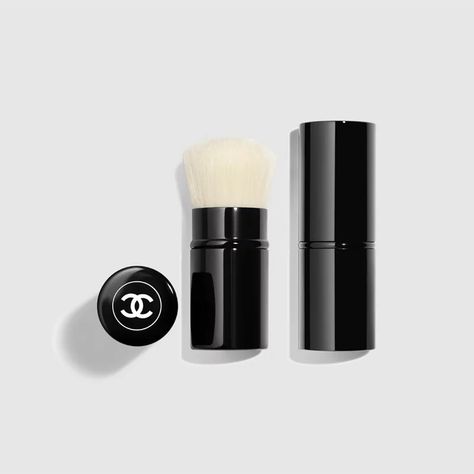 Masterclass: How To Use A Kabuki Brush | SheerLuxe Chanel Brushes, Chanel Foundation, Koleksi Parfum, Chanel Fragrance, Chanel Les Beiges, Chanel Store, Kabuki Brush, Highlighter Brush, Chanel Beauty