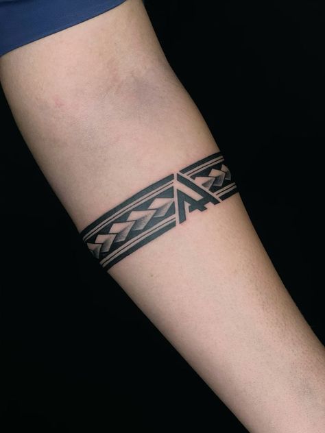 Belt Tattoo For Men, Men Arm Tattoo Ideas Unique, Armband Tattoo Design Men, Arm Band Tattoos For Men, Arm Band Tattoo Designs, Belt Tattoo, Armband Tattoo Meaning, Bracelet Tattoo For Man, Wrist Band Tattoo