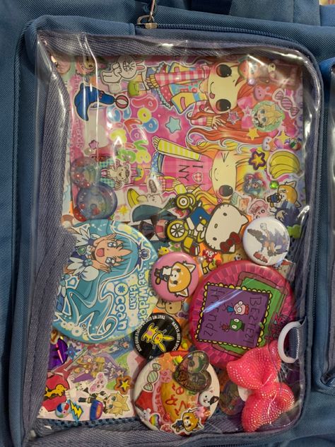 my backpack for schhooulll #itabag Ita Backpack Ideas, Itabag Decor Idea, Ita Bag Aesthetic, Ita Bag Ideas, Itabag Ideas, Ita Backpack, Pins Ideas, Ita Bags, My Backpack