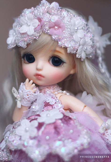 Lati Yellow Nana . Princess Bonetta Princess Barbie Dolls, Cute Images For Dp, Cute Love Wallpapers, Cute Cartoon Pictures