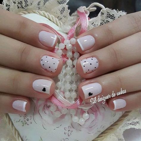 Sophisticated Gel Nails, Trendy Spring Nails Short, Uñas Delicadas Y Sencillas, Nails Yellow, Short Acrylic Nails Designs, Cute Nail Designs, Short Acrylic Nails, Valentine's Day Nails, Valentines Nails