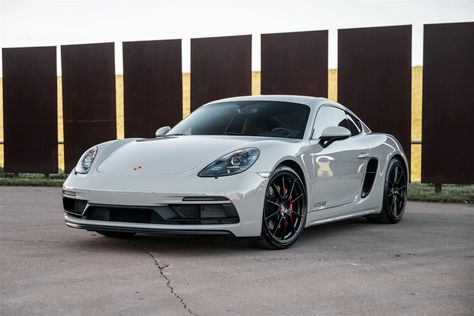 Porsche 718 Cayman GTS 4.0 2023 - elferspot.com - Marktplatz für Porsche Sportwagen Porsche 718 Cayman Gts, Adaptive Sports, Porsche 718 Cayman, Cayman Gt4, Sport Seats, Paint Protection, Window Trim, Gloss Black, Leather Interior