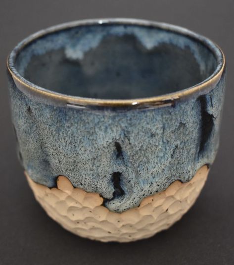 Porcelain Glaze Ideas, Texture Autumn Glaze, Glazed Ceramic Bowls, Ceramic Glazes Ideas, Pottery Bowl Glaze Ideas, Glazing Ideas For Pottery, Ceramic Glazing Ideas, Clay Glaze Ideas, Amaco Blue Midnight