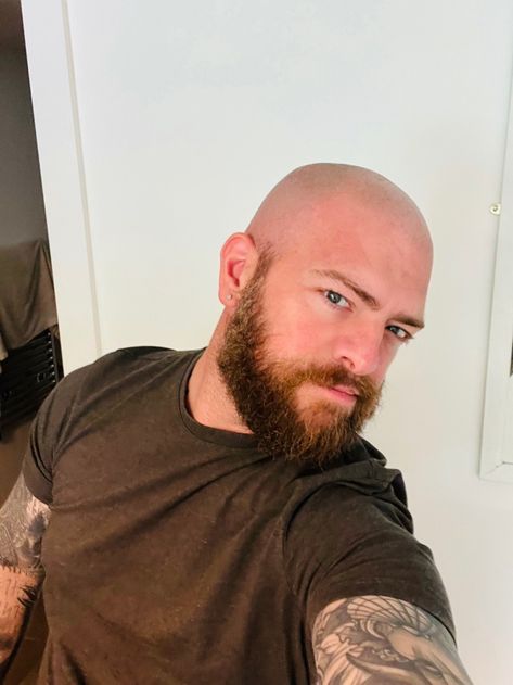 Shaved Head Bearded Men, Faded Beard Bald Head, Big Beards Men, Bald Person, Bald Head With Beard, Shaved Head With Beard, Bald With Moustache, Ginger Beef, Bald Men With Beards