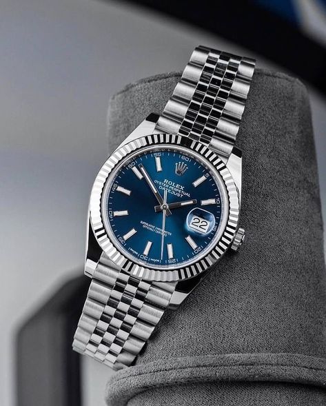 Aesthetic Menswear, Rolex Blue, Stylish Watches Men, Preppy Vibes, Rolex Date, Rolex Watches For Men, Accessory Jewelry, Best Watches For Men, Rolex Men