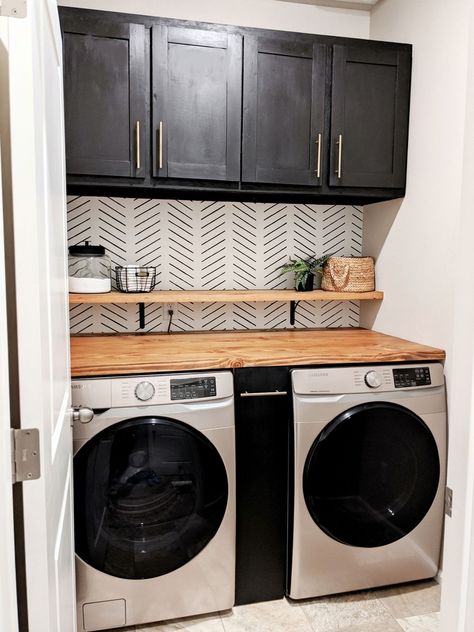 Laundry Room Cabinet Makeover, Laundry Room Space Between Washer And Dryer, Laundry Room Storage Between Machines, Simple Laundry Room Design, Laundry Room Design Cabinets, Home Remodeling On A Budget, Black And White Laundry Room, Combined Laundry And Bathroom, Laundy Room