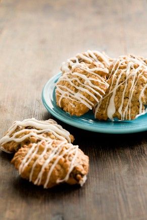 Check out what I found on the Paula Deen Network! Paula's Loaded Oatmeal Cookies http://www.pauladeen.com/paulas-loaded-oatmeal-cookies Loaded Oatmeal Cookies Recipe, Loaded Oatmeal Cookies, Loaded Oatmeal, Brown Butter Icing, Spice Cookie Recipes, Delicious Oatmeal, Cookie Recipes From Scratch, Cookies Oatmeal, Paula Dean