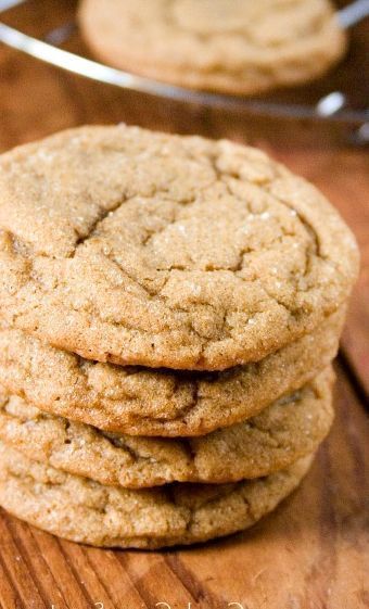 Gingerbread Snickerdoodles – a classic cookie gets a holiday makeover! Pumpkin Chip Cookies, Snicker Doodles, Snickerdoodles Recipe, Pumpkin Chip, Chewy Molasses Cookies, Snickerdoodle Recipe, Molasses Cookies, Cookie Calories, Classic Cookies