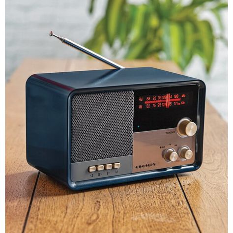 Product Render, Crosley Radio, Free Mail, Radio Cd Player, Gold Knobs, Radio Vintage, Tiny Space, Transistor Radio, Wireless Speakers Bluetooth