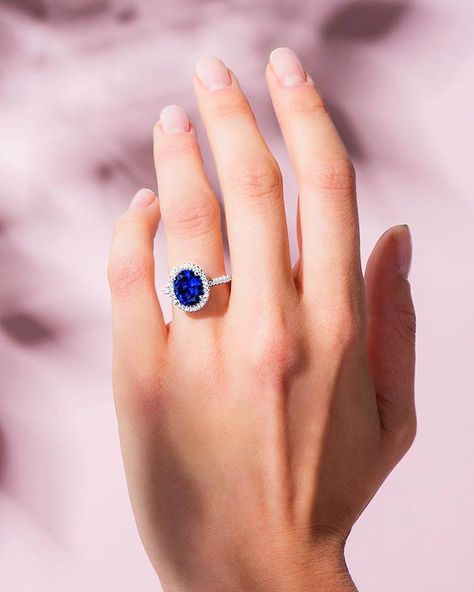 A pop of color to bring in the weekend : 17307W Click #linkinbio to view in 360! . . . . #engagementring #engaged #bluesapphire #gemstonering #diamonds #halo #marble #sparkleandshine #sparkler #engaged #engagementphotos #ringselfie #selfietime #friday  #trending #jewelrytrends #2018trends #foreverandalways #ringgoals #prettyinpink #proposalideas #proposed #willyoumarryme #marriage #togetherforever #fridayfeeling Ring Goals, Pretty Wedding Rings, L Ring, Ring Selfie, Gemstone Engagement Ring, Engagement Ring Oval, Engagement Ring Inspiration, Future Engagement Rings, Trending Engagement Rings