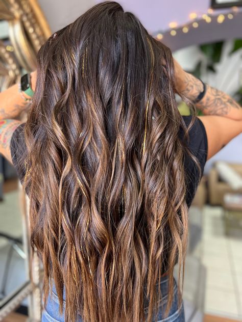 Hair Tinsel Balayage, Balayage, Brown Hair With Highlights And Tinsel, Cute Tinsel Hair, Tinsel Hair Brunette, Hair Tinsel Wedding, Brown Hair With Gold Tinsel, Brunette Hair With Tinsel, Brown Tinsel Hair