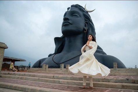 Isha Yoga Photo Poses, Isha Foundation Photoshoot, Shivratri Snap, Hindu Dp, Adi Yogi, Maha Dev, Jai Mahadev, Adiyogi Shiva, Kerala Trip