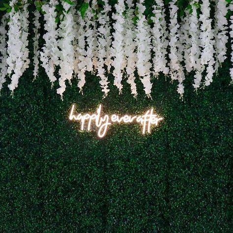 grass wall backdrop Artificial Grass Wall Decoration Ideas, Grass Wall Backdrop, Mexican Restaurant Decor, House Front Wall Design, Artificial Grass Wall, Grass Backdrops, Front Wall Design, Photo Backdrop Wedding, Neon Wall Signs