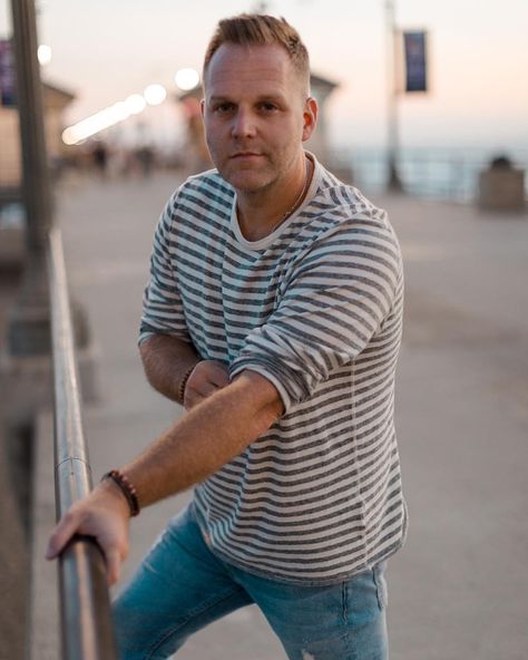 Matthew West on Instagram: “Not complete in myself. Not complete because of what I do today. Not complete because of how I feel today. Not complete because of what…” Matthew West, Chris Tomlin, Louis Armstrong, Singing Voice, Christian Artists, Post Malone, Christian Music, Shawn Mendes, How I Feel