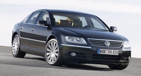 The Phaeton was a technological tour de force, but luxury car buyers simply weren't interested. Vw Phaeton, Volkswagen Phaeton, Volkswagen Group, Car Volkswagen, Rolls Royce Phantom, New Bmw, Car Hire, Luxury Car, Volkswagen Passat