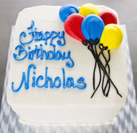 Birthday Cake And Balloons, Cake With Balloons Decoration, Ballon Cake Design, Balloons On Cake, Balloon Sheet Cake, Mini Cakes Birthday, Balloon Cake, Cake Decorating Designs, Balloon Design