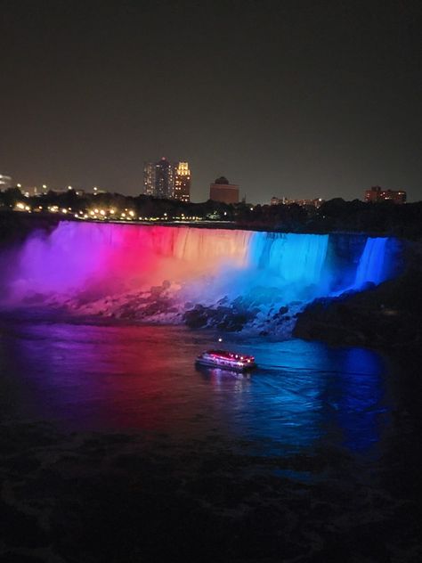 Niagara Falls, Canada Niagara Falls Night Lights, Niagara Falls At Night, Falls Aesthetic, Niagara Falls Trip, Thea Stilton, Buffalo City, Niagara Falls Canada, Autumn In New York, Night Scenery