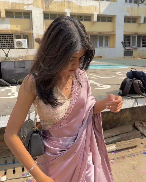 Instagram Farewell Saree Ideas, Farewell Saree, Room Diys, Arpita Mehta, Farewell Sarees, Saree Ideas, Sarees For Girls, Desi Outfits, Trendy Outfits Indian