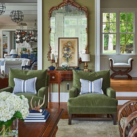 Going Green 💚 we’re crushing on this formal living room design by @lynnblackwelldesign, featured in the July/August issue of @southernhomemag. Featuring @leeindustries 📸 by @_dpphoto_ Lake Wylie, Lee Industries, English Decor, Formal Living Room, Dutch Colonial, Living Room Green, Traditional Living, Southern Home, Traditional Living Room