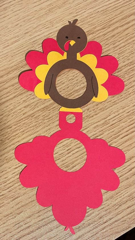 Lollipop Holder Candy Holder Holiday Decoration Christmas - Etsy Canada Kids Treat Bags, Present Table, Bible Crafts Sunday School, Thanksgiving Leaves, Lollipop Holder, Thanksgiving Crafts Diy, Group Crafts, Favour Bags, Thanksgiving Preschool