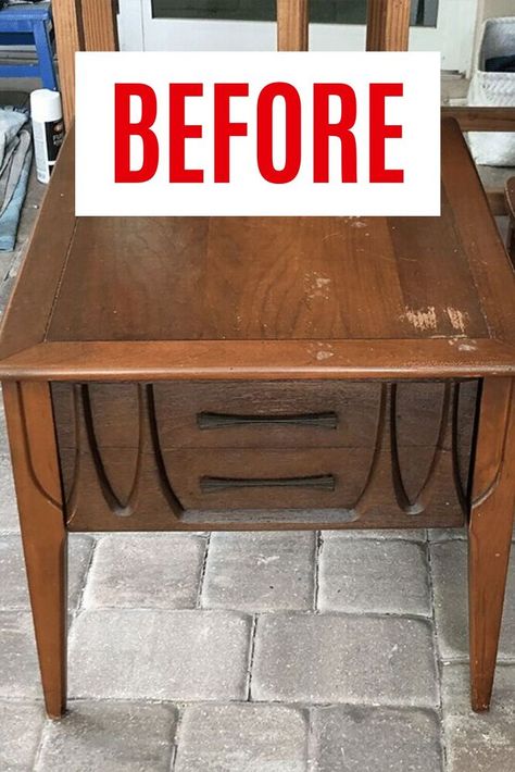 Painted Side Tables Ideas, End Table Upcycle Ideas, Refurbished End Tables Living Room, Painted Side Tables Living Room, Side Table Upcycle Diy Projects, Upcycled End Tables, Side Table Painting Ideas Diy, Side Table Refinishing Ideas, Mid Century Modern Side Table Makeover