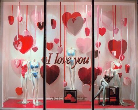 The Ultimate Valentine’s Day Window Display Ideas For Your Retail Business Boutique Window Displays, Valentines Window Display, Window Display Retail, Decoration Vitrine, Store Window Display, Store Window Displays, Visual Merchandising Displays, Window Display Design, Retail Windows