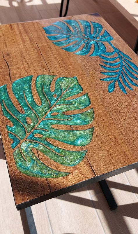 Diy Wooden Table, Resin Tables, Resin And Wood Diy, Christmas Diy Wood, Cnc Art, Diy Abstract Canvas Art, Diy Resin Projects, Wood Burning Crafts, Epoxy Resin Table