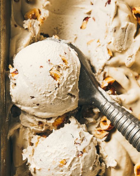 You won't believe this maple whiskey ice cream is dairy free and vegan! Every creamy scoop is studded with crunchy roasted hazelnuts. No ice cream maker required. Cashew Milk Ice Cream, Whiskey Ice Cream, Maple Whiskey, Hazelnut Ice Cream, Churn Ice Cream, Roasted Hazelnuts, Whiskey Ice, Dairy Free Ice Cream, Ice Cream Base