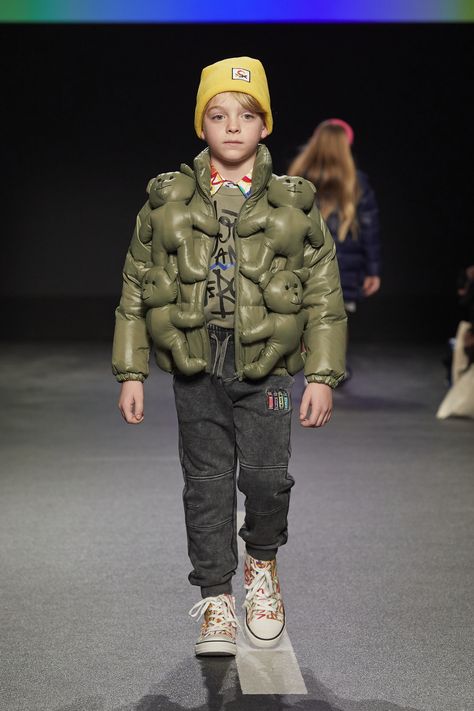 Childrenswear Trends, Kids High Fashion, Kidswear Fashion, Kidswear Trends, Kids Winter Fashion, Fashion Children, Junior Fashion, Pola Sulam