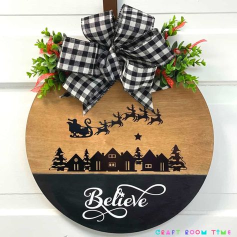 Top 8 Popular Products made with the Cricut that Sell Winter Door Signs Wooden, Round Wooden Christmas Door Signs, Cricut Wooden Signs Christmas, Cricut Christmas Round Signs, Round Christmas Signs Diy, Wooden Rounds Sign, Circle Door Hangers Wooden Diy Christmas, Christmas Stencils Wooden Signs, Round Wooden Signs Diy