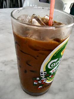 Kopi ais Coffee Recipes, Kopi Ais, Thai Iced Coffee, Iced Coffee Recipes, Coffee Ice, Easy Coffee, Coffee Ice Cream, Ice Coffee Recipe, Strong Coffee