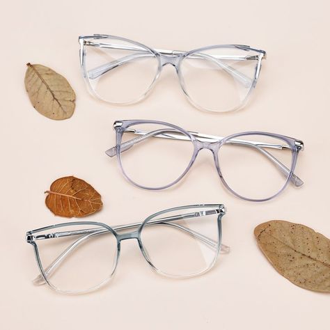 Glasses Frames For Girl, Glasses Women Fashion Eyeglasses, Cute Glasses Frames, Glasses For Face Shape, Glasses Frames Trendy, Fancy Glasses, Glasses Inspiration, Chic Glasses, Clear Glasses Frames