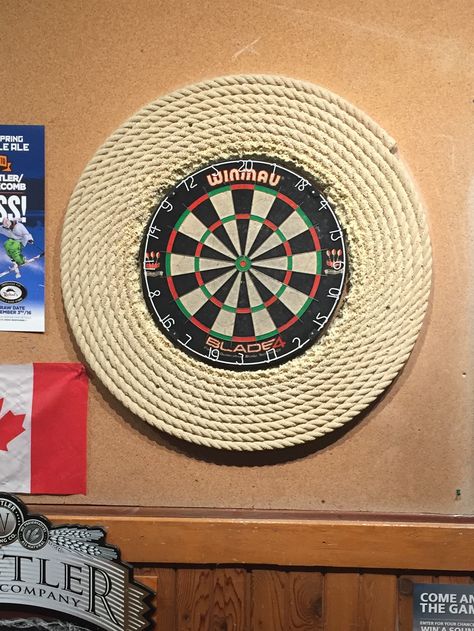 Dartboard wrapped in rope Diy Dart Board Backing, Outdoor Dart Board Ideas, Dart Board Wall Ideas, Dartboard Wall, Dart Board Backboard, Brilliant Ideas Diy, Rope Dart, Dartboard Surround, Dart Board Wall