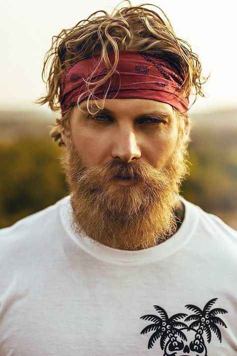 The Extensive Collection Of The Most Fashionable Mens Hats Vintage Haircuts, Skater Kids, Ginger Head, Red Hair Men, Growing Your Hair Out, Headband Men, Great Beards, Bandana Styles, Head Wear