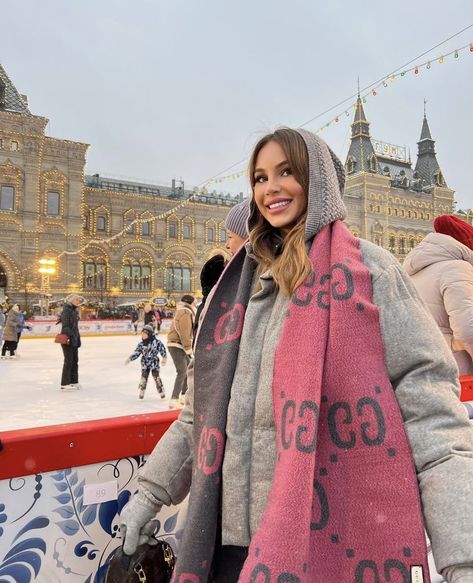 Pink Grey Gucci Scarf Girl Inspo Inspiration Russia Russian Gray Jacket Red Square Moscow Outfit Decoration Winter Snow Moscow Outfit, Gucci Scarf Outfit, Red Square Moscow, Gucci Scarf, Scarf Outfit, Red Square, Pink Scarves, Red Jacket, Winter Snow